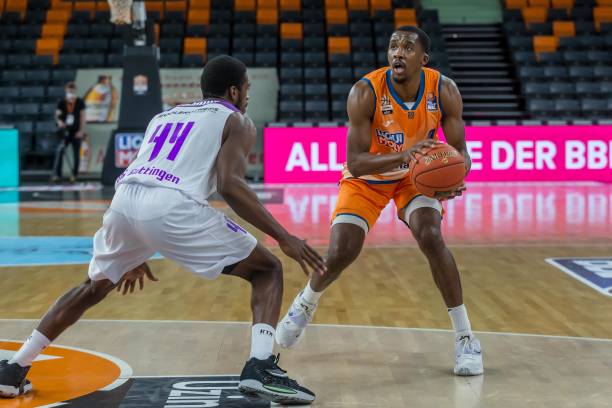 阵容深度 阵容深度