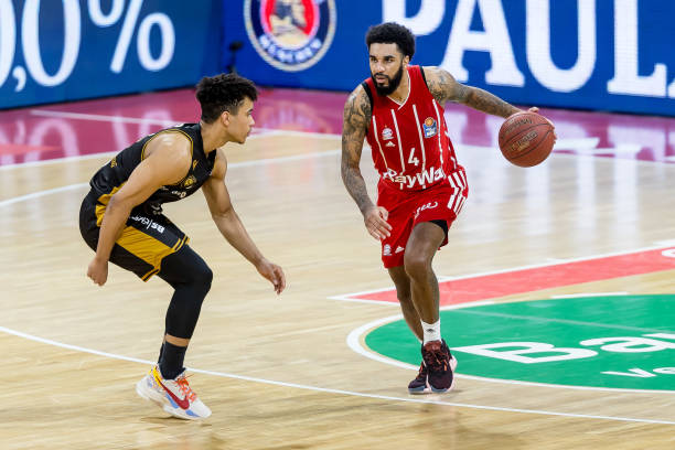 抓住对手失 抓住对手失