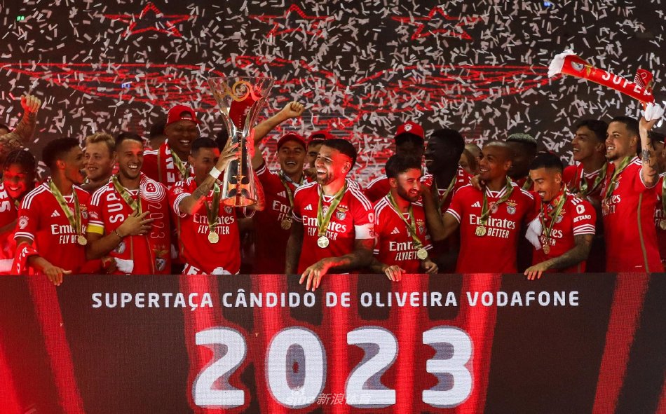 赛前默哀 赛前默哀