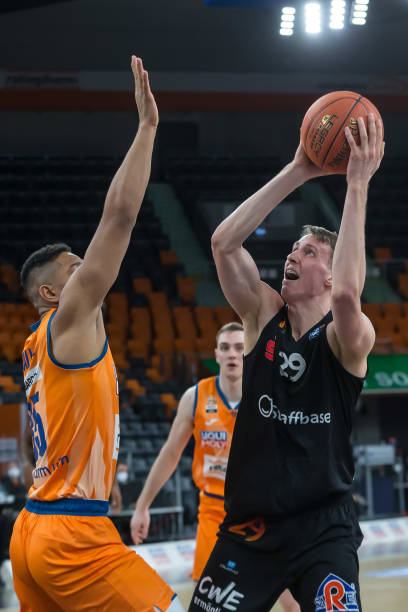 不仅将再次 不仅将再次